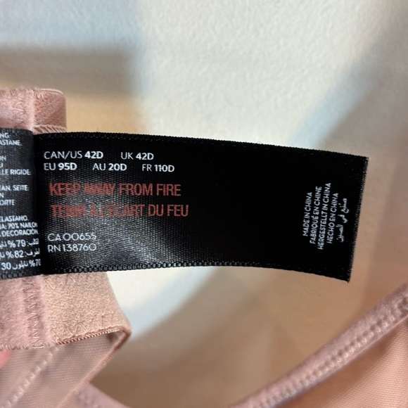 ASHLEY GRAHAM Sz 42D Underwire Unpadded Bra Double Layer Partly Sheer Adjustable - Picture 8 of 9